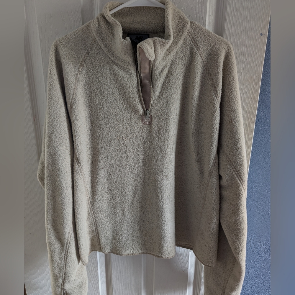 New Balance Cream Quarter-Zip Sweater ❤️‍🔥